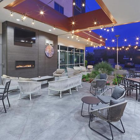 Hilton Garden Inn Chandler Downtown Eksteriør billede