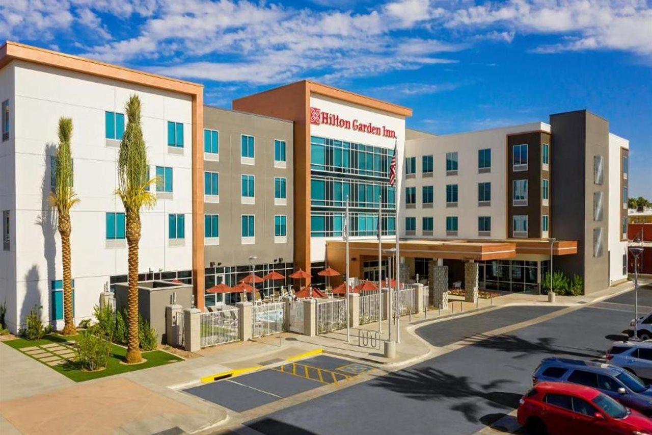 Hilton Garden Inn Chandler Downtown Eksteriør billede