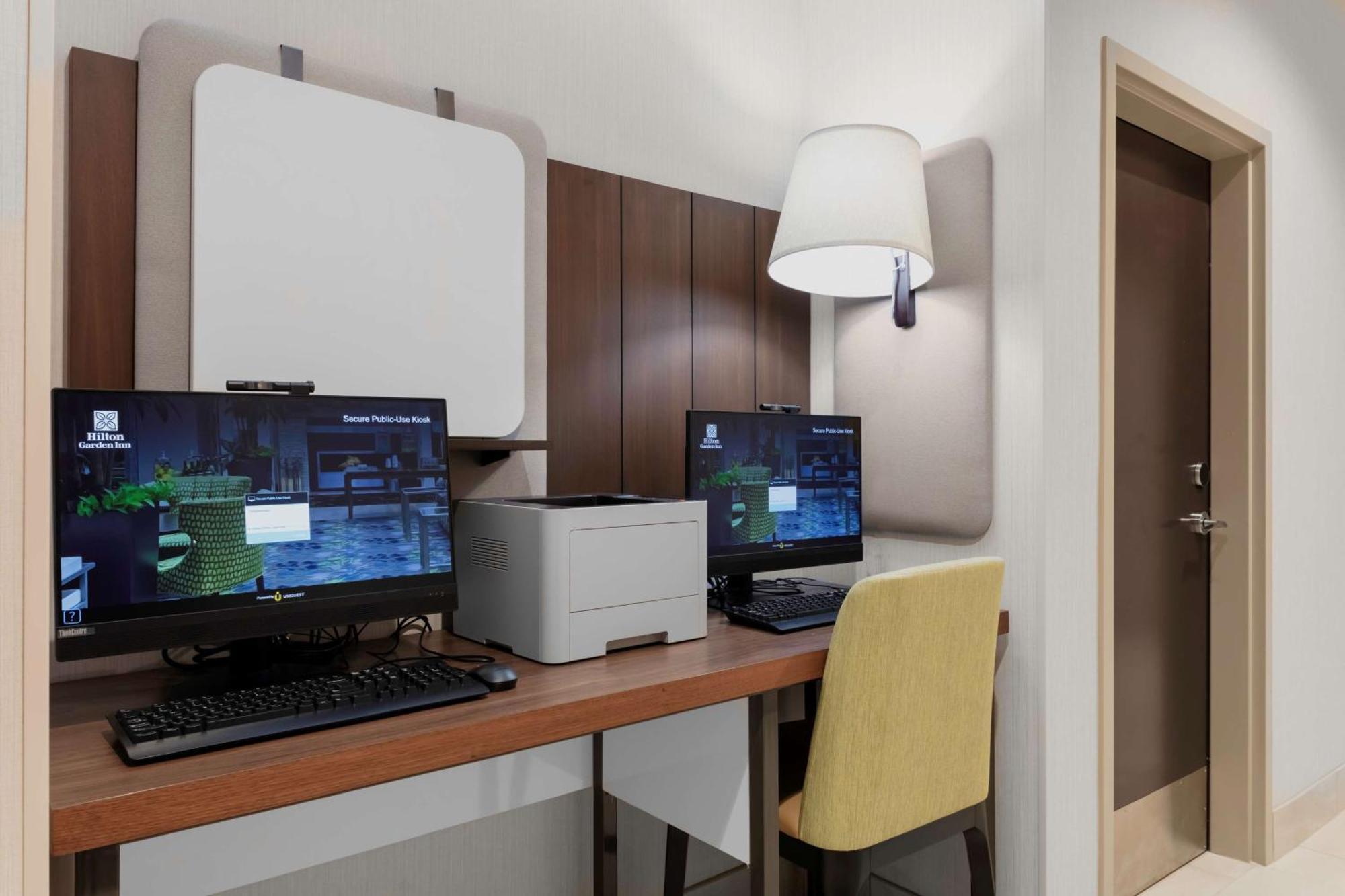 Hilton Garden Inn Chandler Downtown Eksteriør billede