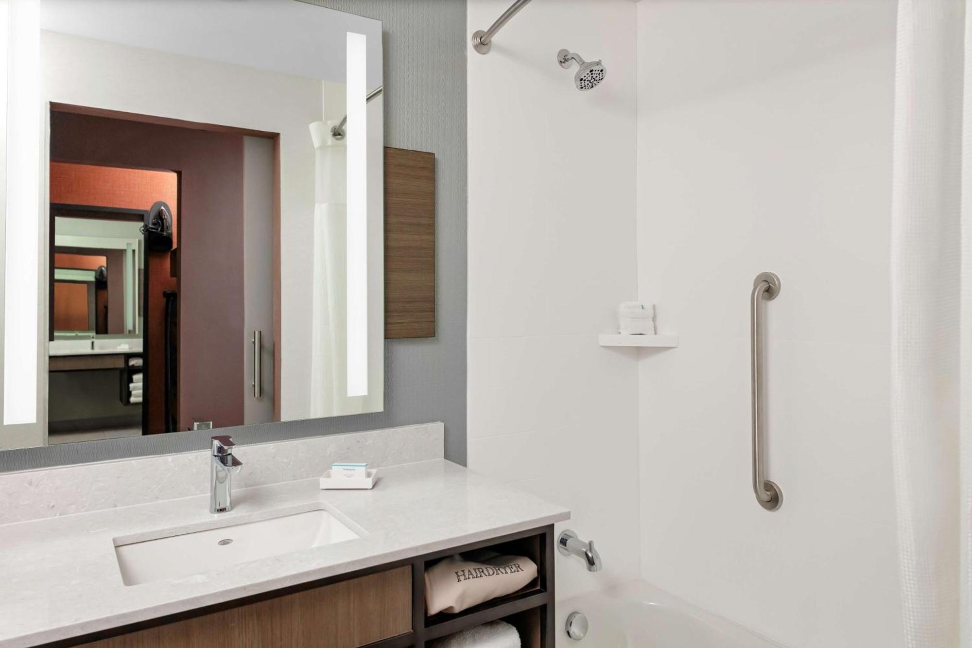 Hilton Garden Inn Chandler Downtown Eksteriør billede