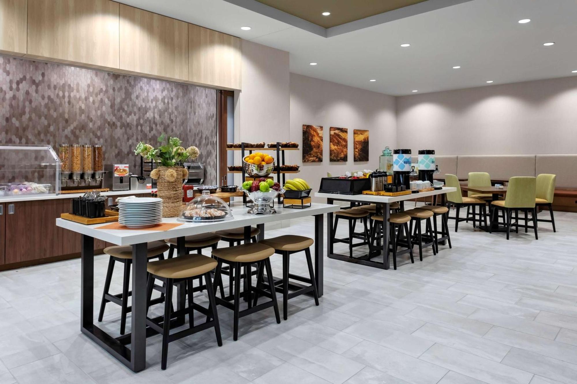 Hilton Garden Inn Chandler Downtown Eksteriør billede